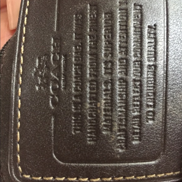 Authentic Coach tote - Picture 4 of 5